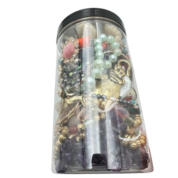 Mystery Jewelry Jar #1031 Wearable Quality Pieces 2lbs Necklace Bracelet Earring - Picture 2 of 4